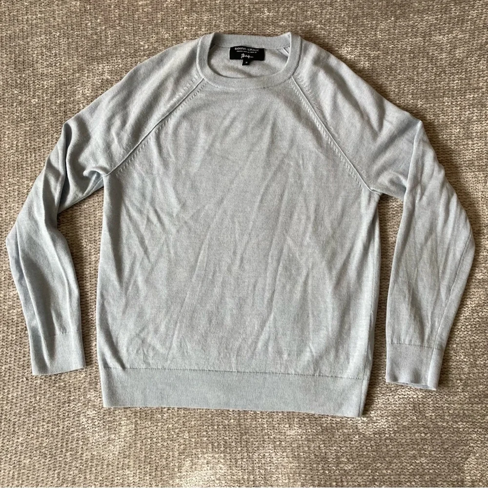 Banana Republic Italian Merino Wool Sweater Men’s Medium‎ Ice Blue Baruffa Yarn
